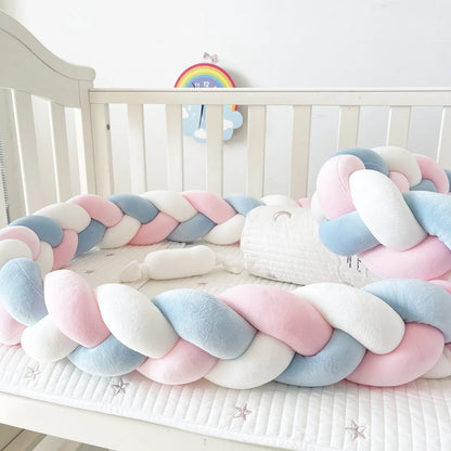 Tresse-de-lit-blanche-rose-bleu